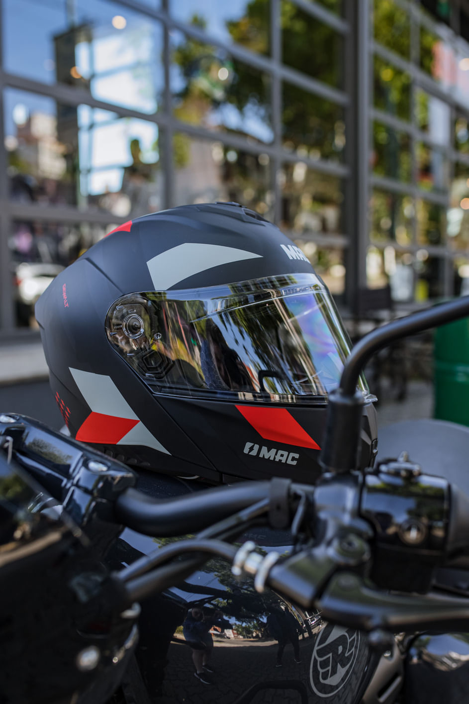 Casco MAC 166 Blaze Gewalt Negro / Rojo / Mate